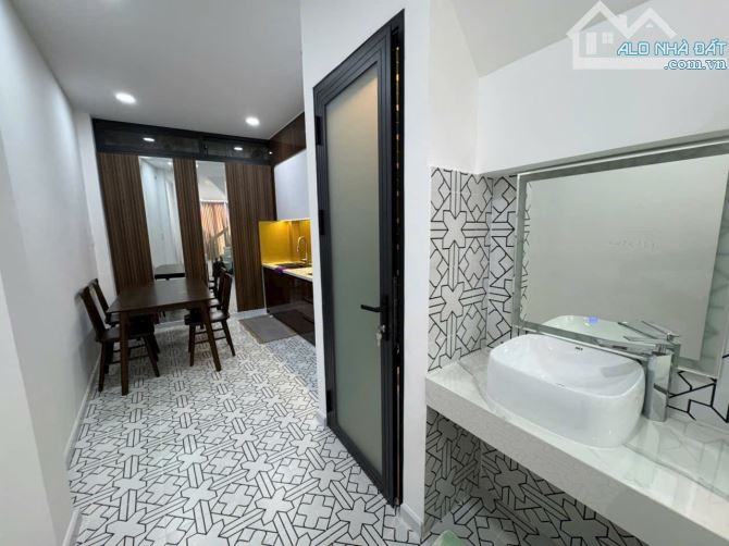 Hiếm Nhà Bán 7 tỷ hơn cho HXH Đặng Văn Ngữ🇻🇳 DT 3,4 x 10m🇻🇳 4Tầng MỚI KIN - 5
