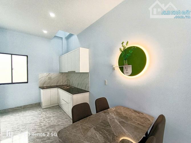 BÁN NHÀ 2 TẦNG MỚI THỊ TRẤN DIÊN KHÁNH,SÁT BÊN ĐƯỜNG TRẦN BÌNH TRỌNG - Vị trí: Cách Đồng K - 5