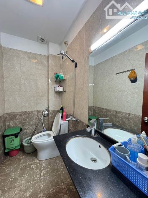 Nguyễn Đổng Chi - Ô TÔ VÀO NHÀ - THOÁNG TRƯỚC SAU - 40m2 - 5 Tầng - 13.6 Tỷ - 5