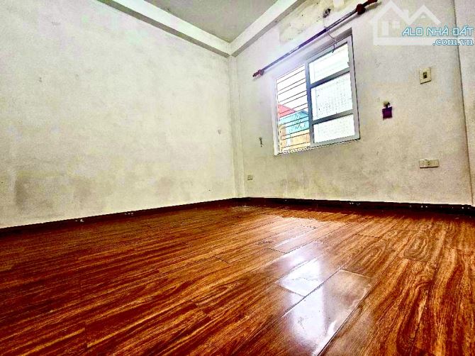 LÔ GÓC 2 MẶT THOÁNG SÁNG,NHÀ DÂN XÂY RẤT CHẮC CHẮN BTCT,  MT 4M 4 TẦNG 5 NGỦ, - 5