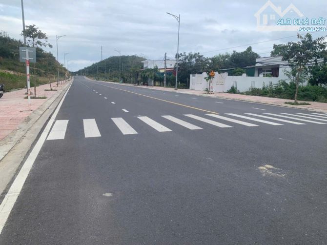 ĐẤT ĐẸP MẶT TIỀN ĐƯỜNG PHONG CHÂU QH THỔ , PHƯỚC ĐỒNG ĐOẠN GẦN TDC ĐẤT LÀNH, SỔ HỒNG - 5