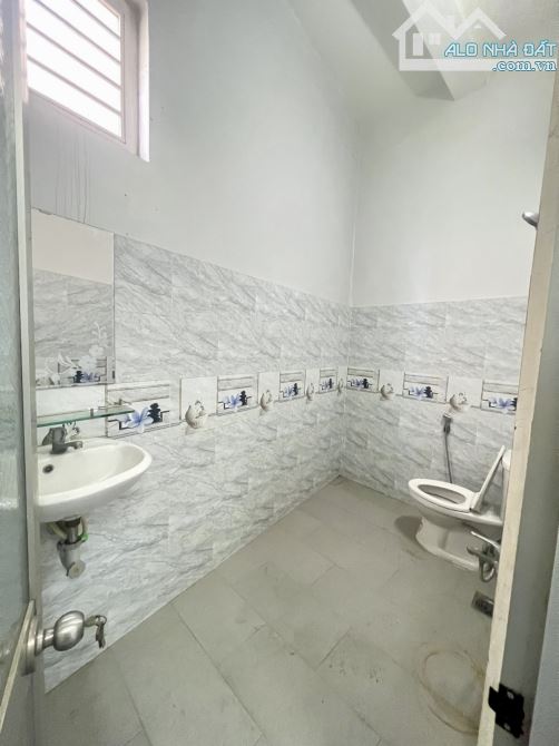 NHÀ 3 TẦNG MẶT TIỀN - NGUYỄN VĂN TĂNG - KINH DOANH SẦM UẤT - VINHOMES Q9 - 112M2 - 13.x tỷ - 5