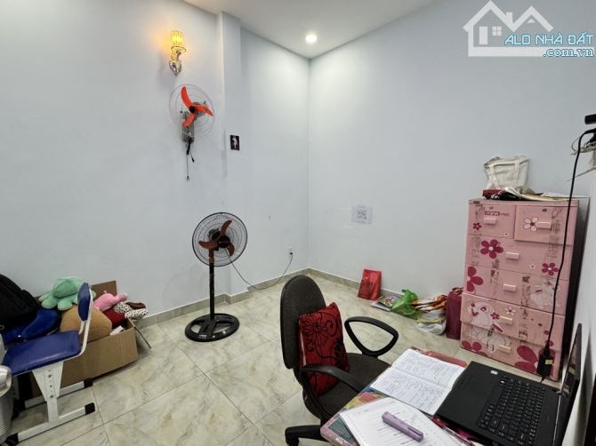 NHÀ SÁT MẶT TIỀN BÊ TÔNG CỐT THÉP - 5