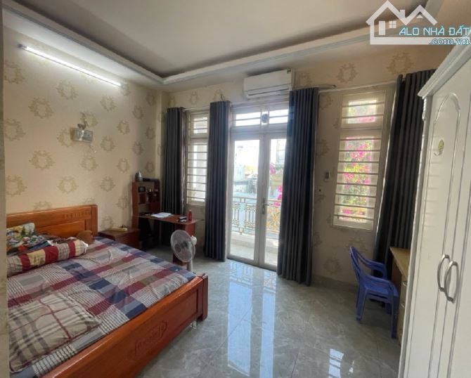 Bán nhà hẻm XE HƠI THÔNG 🚘 NGUYỄN THỊ BÚP Q12. 5 tầng.  💰 5ty900  🌸Diện tích: 4.5 x 14m - 5