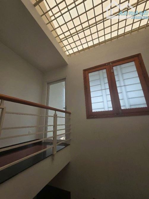 Bán nhà 5 tầng, Nguyễn Thị Thập, Quận 7. DT 90m, ngang 4, hxh - nhỉnh 11 tỷ - 6