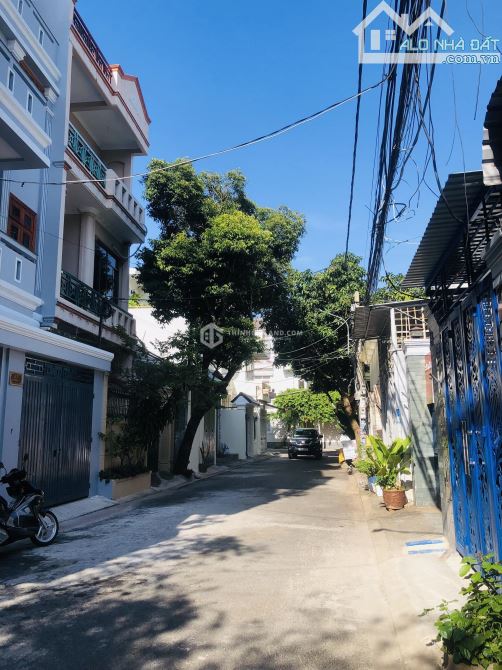BÁN NHÀ 1 TRỆT 2 LẦU HẺM Ô TÔ TRÁNH NHAU KHU HOÀNG VĂN THỤ, PHƯỜNG 7 - 6