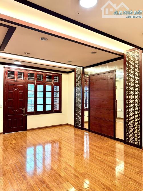 Ô TÔ TRÁNH - 90M2 - 5 TẦNG - MT 5M - VĂN PHÒNG TRỤ SỞ CTY - 50M RA PHỐ - CHỈ HƠN 24 TỶ - 6