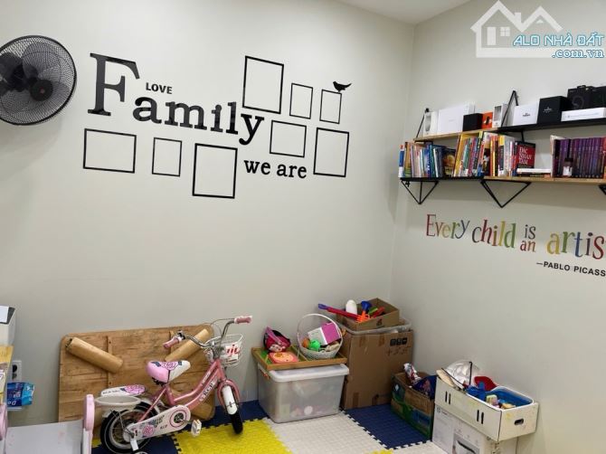 HẺM XE TẢI QUAY ĐẦU CÁCH 15M –NHÀ MỚI TINH –TẶNG FULL NỘI THẤT–74M2 - 3 TẦNG - NGAY AEO - 6