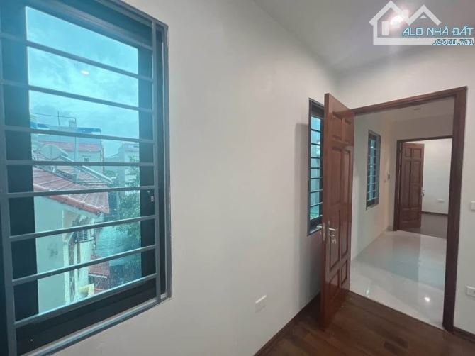 Cầu Cốc- Tây Mỗ- LÔ GÓC 2 THOÁNG - VÀI BƯỚC RA CHỢ-40m2 -5 tầng- 6.85 Tỷ - 6