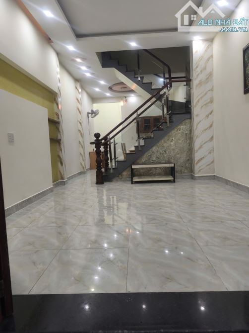 BÁN NHÀ 2 TẦNG ĐÚC NGUYỄN THỊ KIỂU QUẬN 12 GIÁ RẺ 3.8 TỶ DIỆN TÍCH 60m2 ( 4 x 15 ) sàn90 - 6
