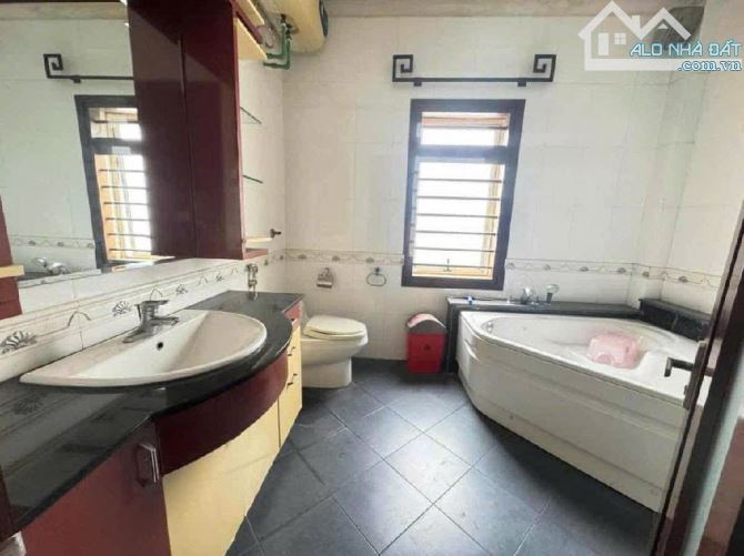 MẶT PHỐ BÀ TRIỆU – LÔ GÓC SIÊU HIẾM – DÒNG TIỀN KHỦNG GIỮA TRUNG TÂM HÀ NỘI Diện