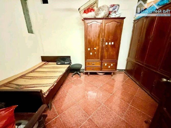 Pháo Đài Láng - Phân lô - Vỉa hè kinh doanh - Trước nhà 2 ô tô tránh - Hai thoáng trước sa - 6