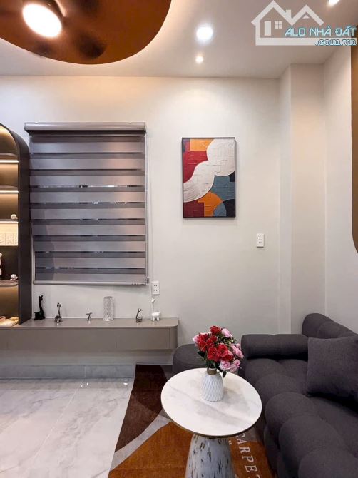 🔥🔥 BÌNH THẠNH-NGAY CHỢ BÀ CHIỂU - MINI / DTSD: 50M2-2TẦNG-2PHÒNG NGỦ-HXH 🚘/20M- 3 TỶ 🔥 - 7