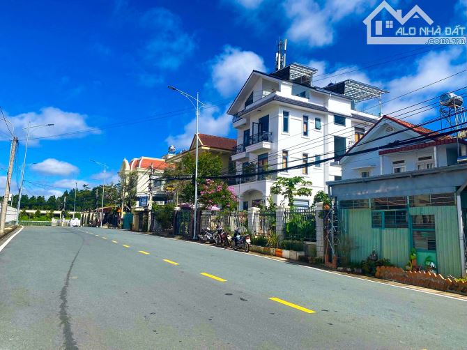 KHU VIP - KHAN HIẾM, Bán GIÁ TỐT Villa sân vườn Khu Đồi Trà, gần Đồi Cù, 500m2, ngang 20m - 7