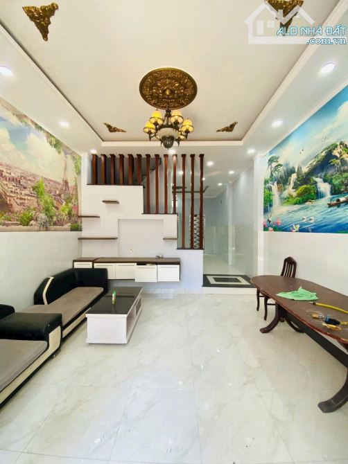 🏡 NHÀ ĐẸP 4 TẦNG – ĐƯỜNG 6M – LÃ XUÂN OAI -- KHU PHÂN LÔ -- XE HƠI ĐỔ CỬA -- CHỈ 4.8TỶ - 7