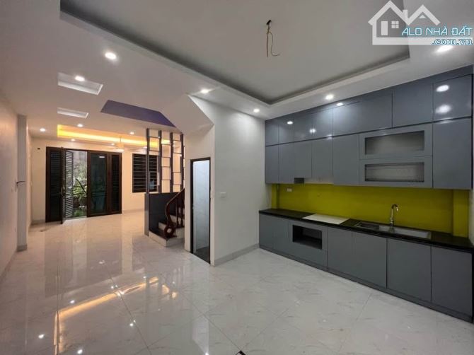 Tây Mỗ - Ô TÔ ĐỖ 20M - VÀI BƯỚC RA PHỐ - 7 Phòng CHO THUÊ- 50m2 -5 tầng- 7.7 Tỷ - 7