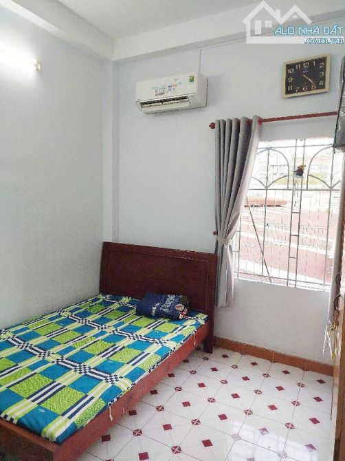 NHÀ MẶT TIỀN (CƯ XÁ) NGUYỄN CẢNH CHÂN, Q1 – 4 TẦNG – HẺM XE HƠI – CHỈ 12.5 TỶ - 8