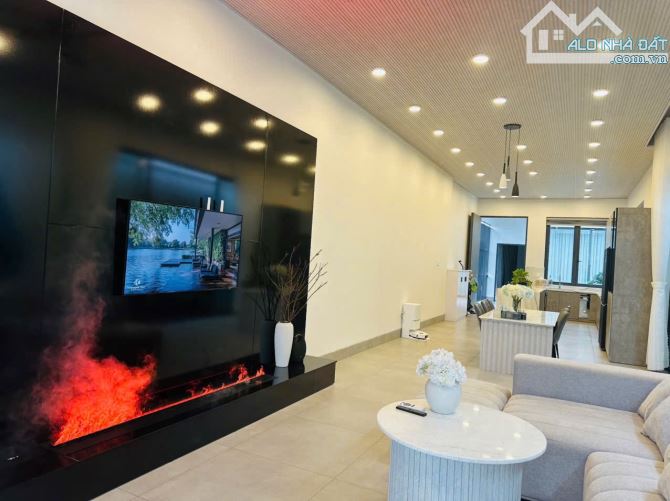 Nhà 2 Mặt Tiền Hẻm Xe Hơi gần vòng xoay Lê Trọng Tấn, Tân Hưng - 8