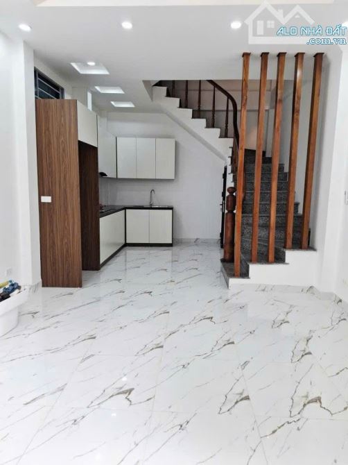 BÁN NHÀ PHỐ  TRUNG KIÊN TÂY TỰU DIỆN TÍCH 33M2 X 5 TẦNG LÔ GÓC Ô TÔ ĐỖ CỬA  SD - 8
