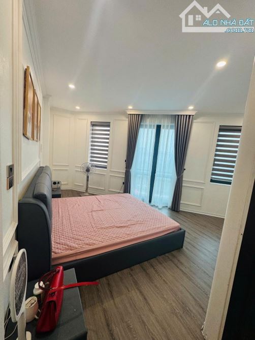 LUXURY KIẾN HƯNG PHÂN LÔ VỈA HÈ - 8
