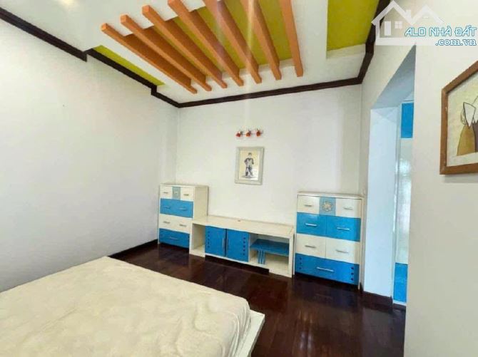 MẶT PHỐ BÀ TRIỆU – LÔ GÓC SIÊU HIẾM – DÒNG TIỀN KHỦNG GIỮA TRUNG TÂM HÀ NỘI Diện