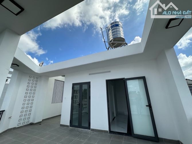 LÔ GÓC 2 MẶT TIỀN – NHÀ 4 TẦNG BTCT – 68M² – HẺM XE HƠI – GIÁ 7.5 TỶ - 8