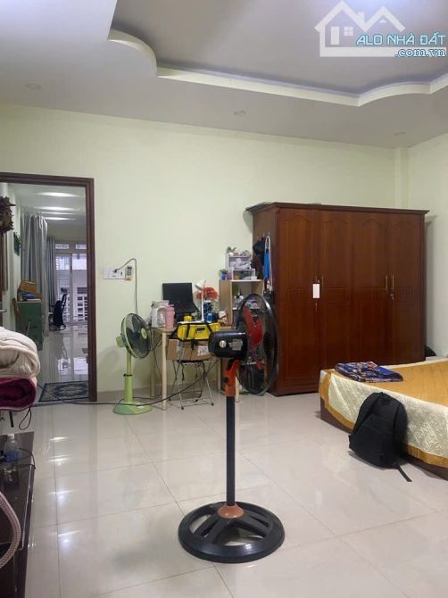 Bán nhà 2 Tầng, Trần Trọng Cung, Quận 7. DT 100m2, ngang 5m, xe hơi đỗ cửa. Nhỉnh 11 tỷ - 9