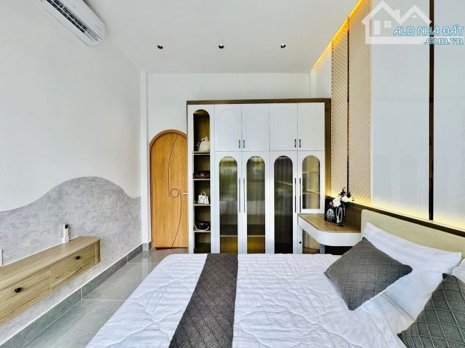 🔥🔥  NHÀ ĐẸP-HXH 🚘-BÙI ĐÌNH TÚY-GIÁP Q1-Q2 -DTSD: 50M2 -DÀI 16M - 2TẦNG-3PN ( - 9