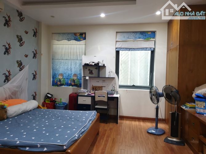 BÁN TOÀ NHÀ SIÊU ĐẸP PHỐ NGUYỄN KHANG-THANG MÁY, VỈA HÈ,KD- 225M2 6T MT 9.5M-GIÁ 58.8 TỶ - 9