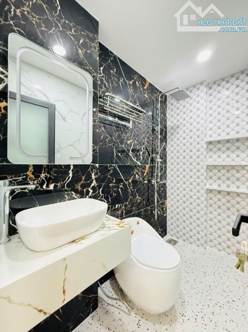 NHÀ XÂY ĐỂ Ở TRONG HẺM - GÒ VẤP - 9