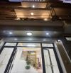 Bán nhà Tân Mai , Ngõ ô tô tránh , thang máy , KD , dt 40M x 5Tx Hơn 10 Tỷ