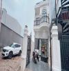 Nhà 2 tầng mặt tiền kiệt Lê Phụng Hiểu thông Bùi Thị Xuân và đi ra Đồng Khởi, TP Huế.