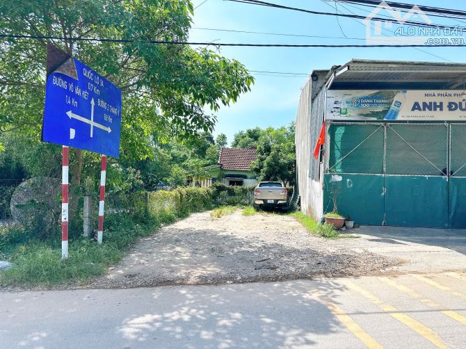 Bán đất 100m2 Mặt tiền đường Phùng Quán, ngay ngã 4 Trưng Nữ Vương, Thuỷ Dương, Hương Thủy