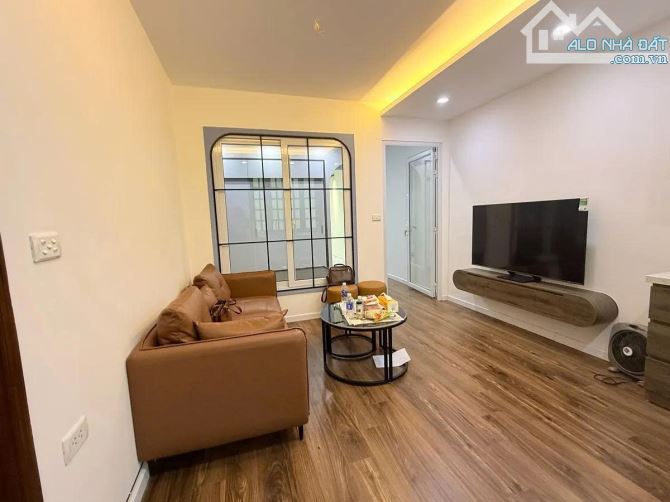 TẬP THỂ HUỲNH THÚC KHÁNG – THOÁNG ĐẸP FULL ĐỒ - TẦNG 2 – 55M – GIÁ 4,35 TỶ