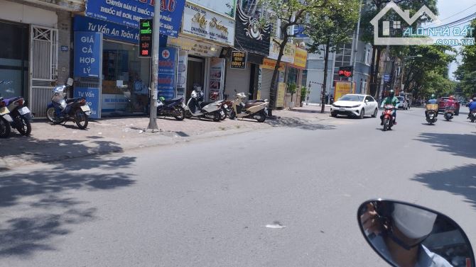 Cần bán gấp nhà đường 19/5 Văn Quán, 150m, 27.8 tỷ