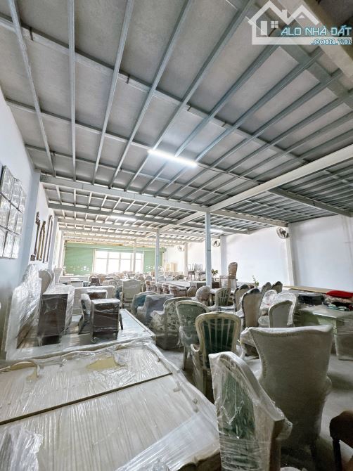XT459 Cho thuê showroom kèm nhà xưởng 1 tầng 1000m2 Gần KCN AMATA Biên Hoà