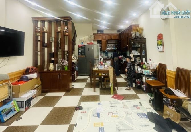 🏡Nhà 5 tầng 40m2 Xuân Thủy NGÕ THOÁNG gần ĐẠI HỌC 10 tỷ