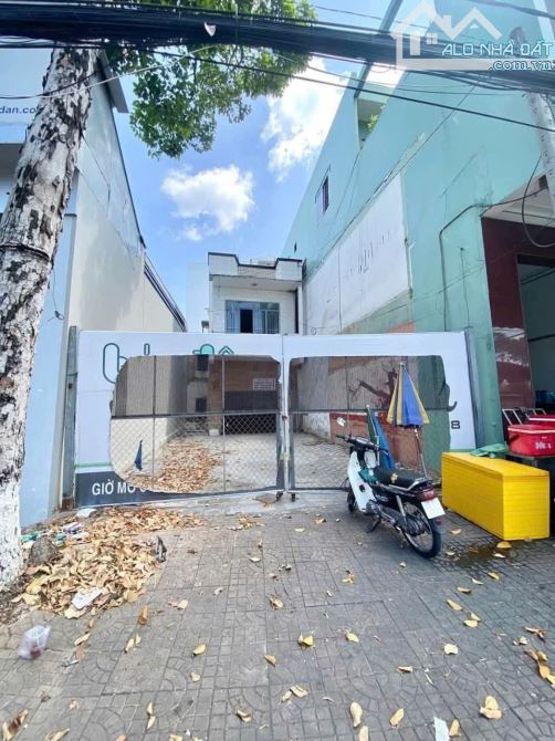 CHO THUÊ MẶT BẰNG ĐƯỜNG 3 THÁNG 2, GẦN ĐẠI HỌC CẦN THƠ