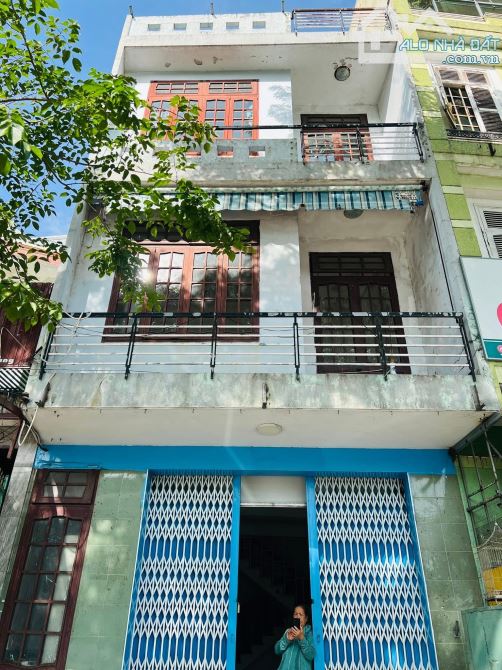 🔥Nhà 3 tầng, 6 phòng, kiên cố mặt tiền Nguyễn Hữu Thọ  - Diện tích 83m2 ngang 5m4 nở hậu