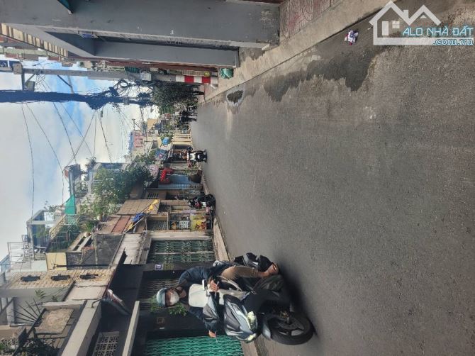 Hẻm Ô Tô Nguyễn Đình Chính – Cách Mặt Tiền 1 Căn – 4 Tầng BTCT – 55.8m² – 6PN – 💰💰💰Chỉ
