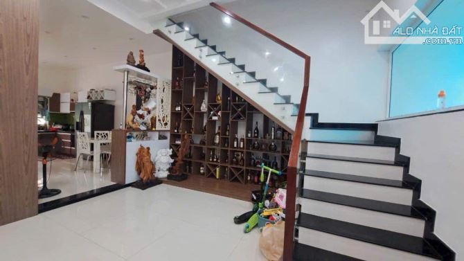 Nhà Nguyễn Thị Lài Khu Xuân Phú