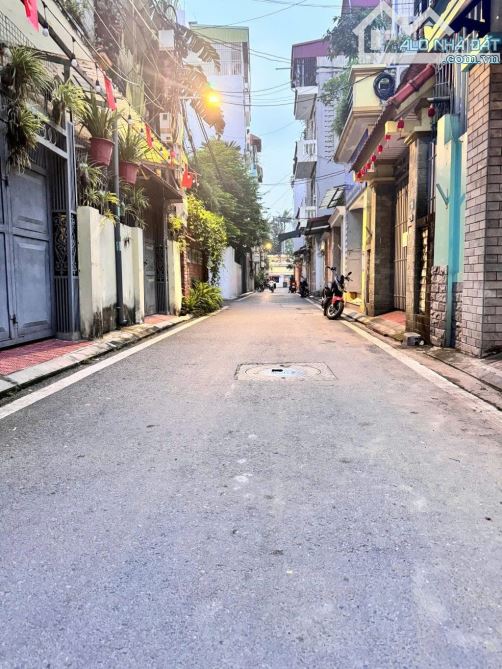 Phân Lô Nguyễn An Ninh - Mới Koong - Dân Trí Cao - Sổ Hoa Hậu - Thang Máy