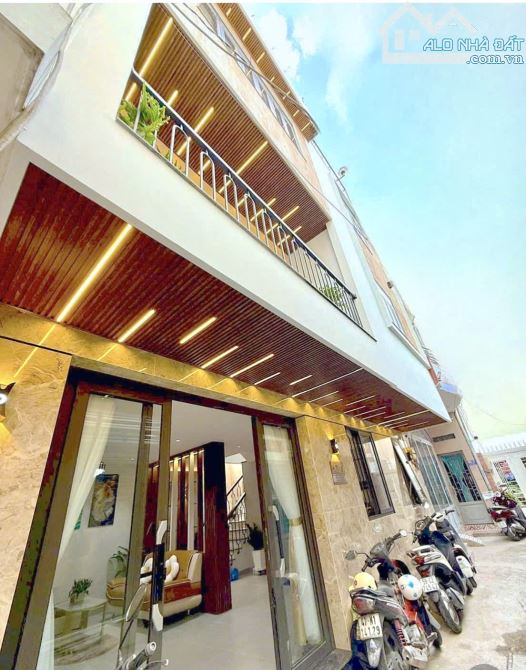 BÁN NHÀ ĐẸP – NGAY NGÃ 3 LÊ VĂN LƯƠNG - TRẦN XUÂN SOẠN – QUẬN 7 - 6,9 Tỷ