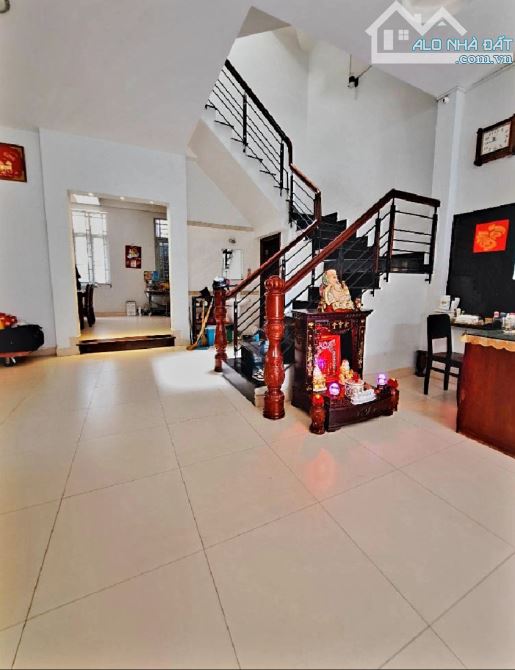 BÁN NHÀ ( 6,5 X 15 ) 4 TẦNG HẺM 5M GẦN CẦU HẬU GIANG VIEW SÔNG THOÁNG MÁT 12 TỶ.