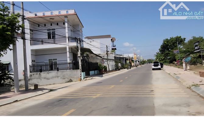 Bán đất Nhơn Phong, MT đường DT631, thị xã An Nhơn cũ. Chỉ 6,7 triệu/m2