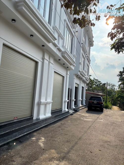 Bán căn nhà mới xây 3 tầng tdp Thiên Hương Gần các khu cn