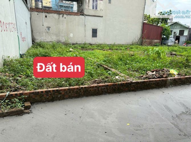 CẦN BÁN ĐẤT CỰ KHỐI LONG BIÊN HÀ NỘI .