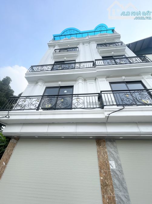 Bán nhà Đại Tự 35m2 4 tầng 5 ngủ mặt tiền gần 4m vài bước ô tô tránh an sinh đỉnh 4 tỷ 1