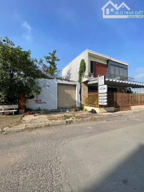 2.85 tỷ - Bán đất kdc Tân Phong,vỉa hè, view công Viên mát mẻ.