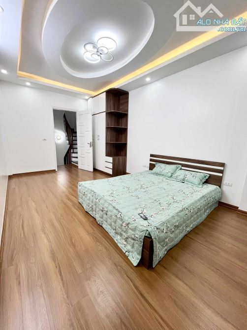 Bán Căn Nhà Phố Trần Quốc Vượng - Trung Tâm Cầu Giấy - Ngõ Nông rộng - 35m - 7.4 tỷ